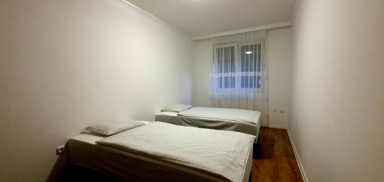 Bazsi Apartman 시오포크 외부 사진